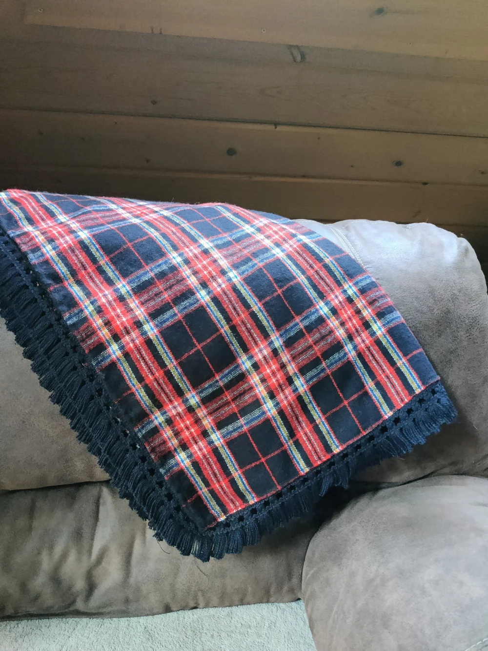 Vintage Plaid Tartan Tablecloth Throw Wool Fringe Square 56x56 Christmas Winter